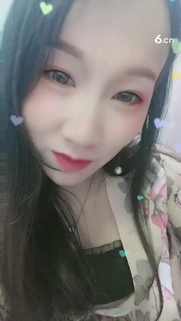 下播吃个鸡腿：人生圆满！