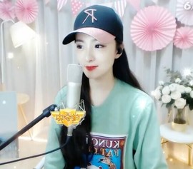 右手还是那个右手！！主播照片