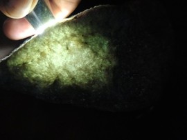 纯甄翡翠原石解口成品主播照片