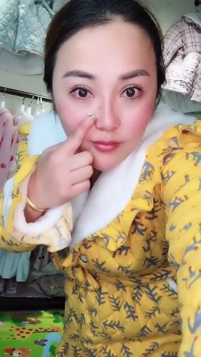 黄色鱼骨棉布