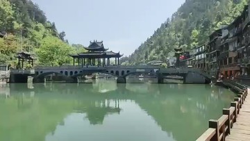 凤凰古城