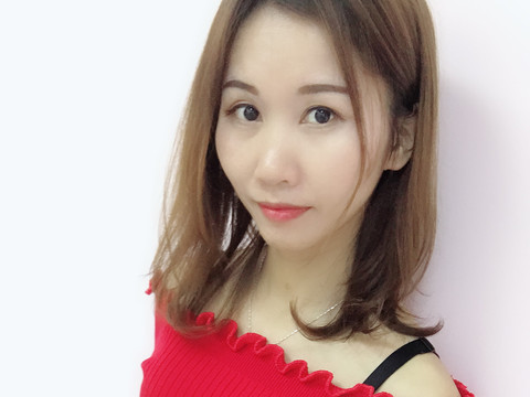 妮小妹海报