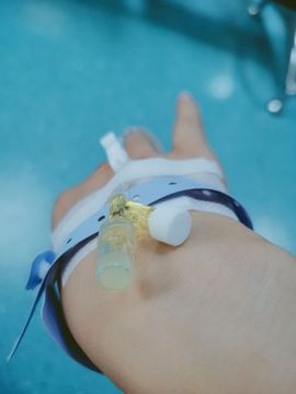 🎵家中有事休主播照片