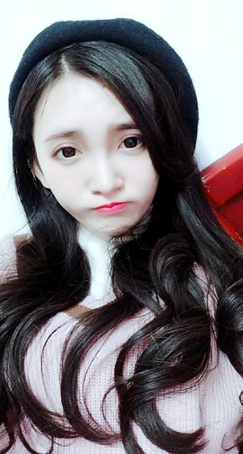 小样咡🕊主播照片