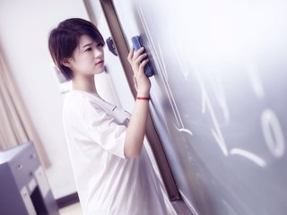 ❤️遇君而随❤️的主播照片