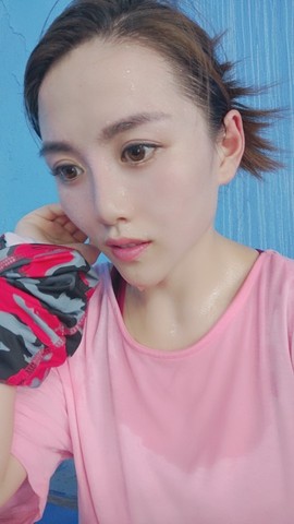 恋之彤💋彤宝宝🌻主播照片