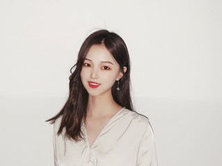 何亦涵的主播照片