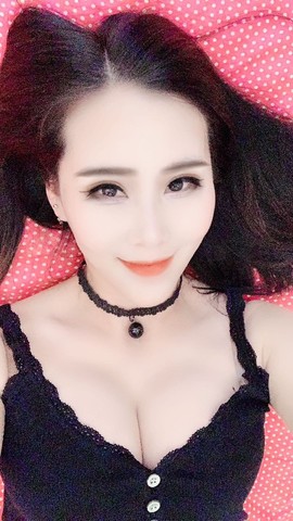 宠妻♡无度主播照片