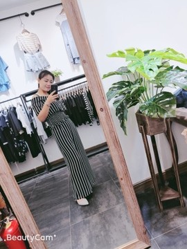 —灵花主播照片