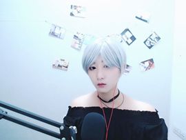 初七🐻主播照片