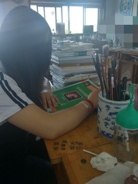 未来瑞瑞主播照片