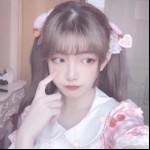 Y.咿咿头像