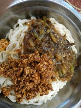 吃货🐽猪猪^O^主播照片