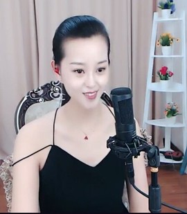 放秋假主播照片