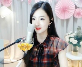 右手还是那个右手！！主播照片