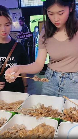羊肉串4元主播照片