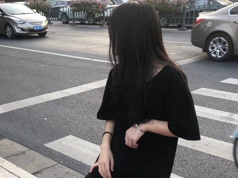 十夏💓要开心啊海报
