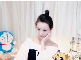 明月本無心的主播照片