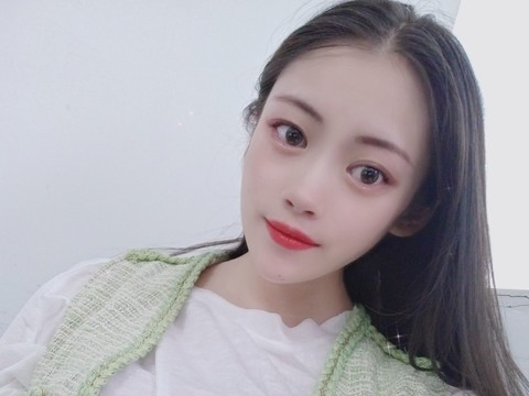 F大妤儿海报