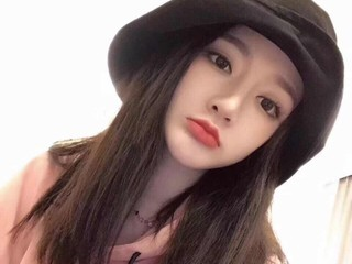 黄冈4的主播照片