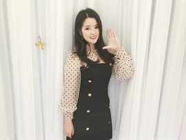 你的静静哦主播照片