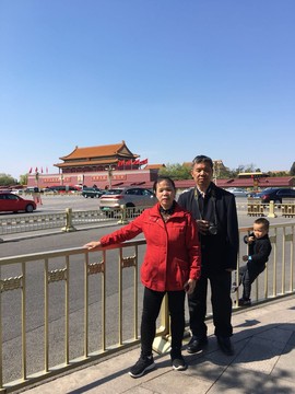 bai晓林主播照片