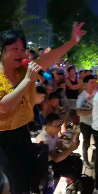 大浪劳动广场。