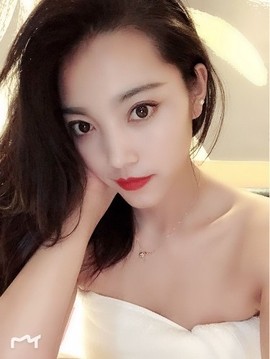 利、刃主播照片