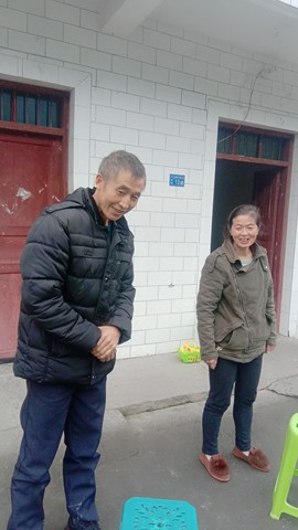 暖阳在国外主播照片