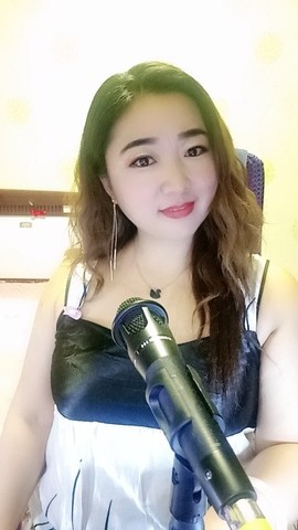 磨人的小依依主播照片