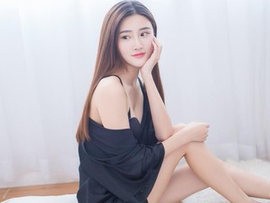 快乐老王888主播照片