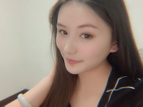 山东新主播小艾米海报