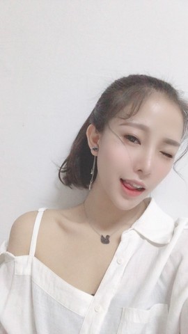 🌟秋千🌟主播照片