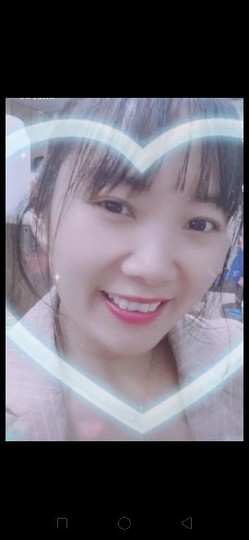 小草的大宝主播照片