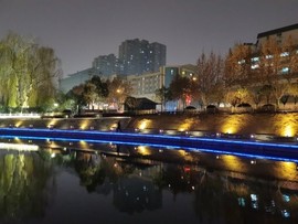 楚建国主播照片