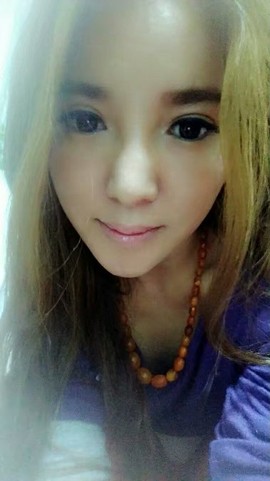 沈叁歲主播照片