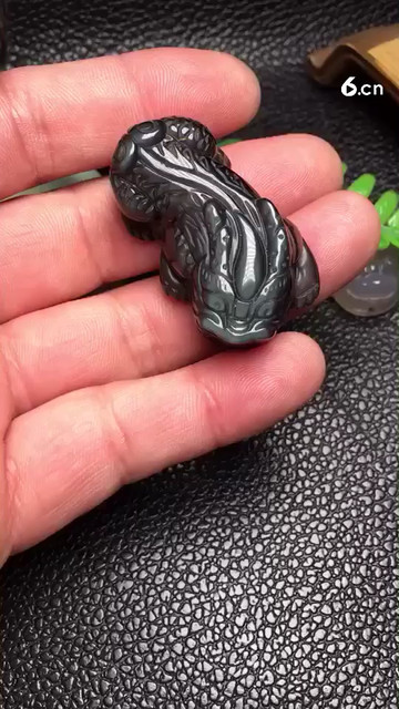 极品冰彩貔貅