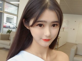 月下的悄悄话主播照片