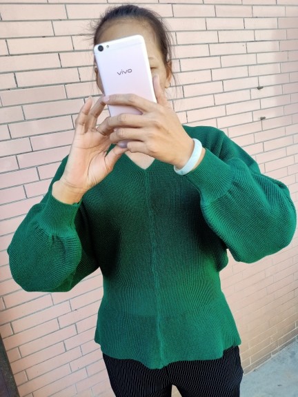 依衣i主播照片