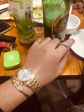 迪拜哥哥39gjoz主播照片