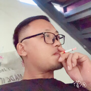 萝卜旭的头像