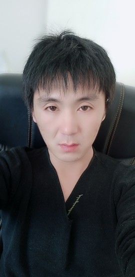 月老烟伴我依如你的主播照片