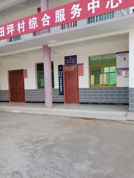 中航贸易公司主播照片