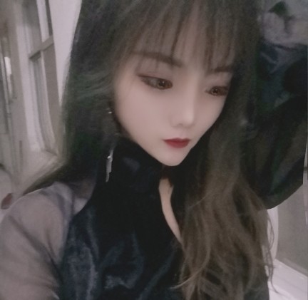Alc**的主播照片