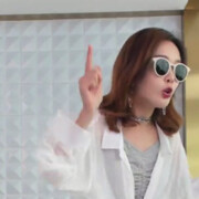 是否怜❤海报
