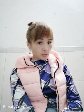 夕阳曼美ww主播照片