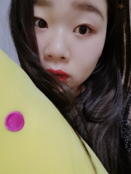 深碍🍓主播照片