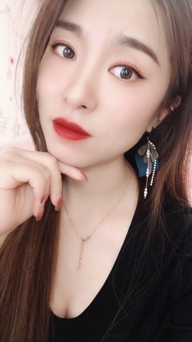 小雅代理ღ好运来主播照片