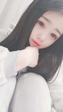 小贝贝ღ6080主播照片