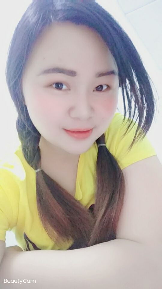 英佳人主播照片